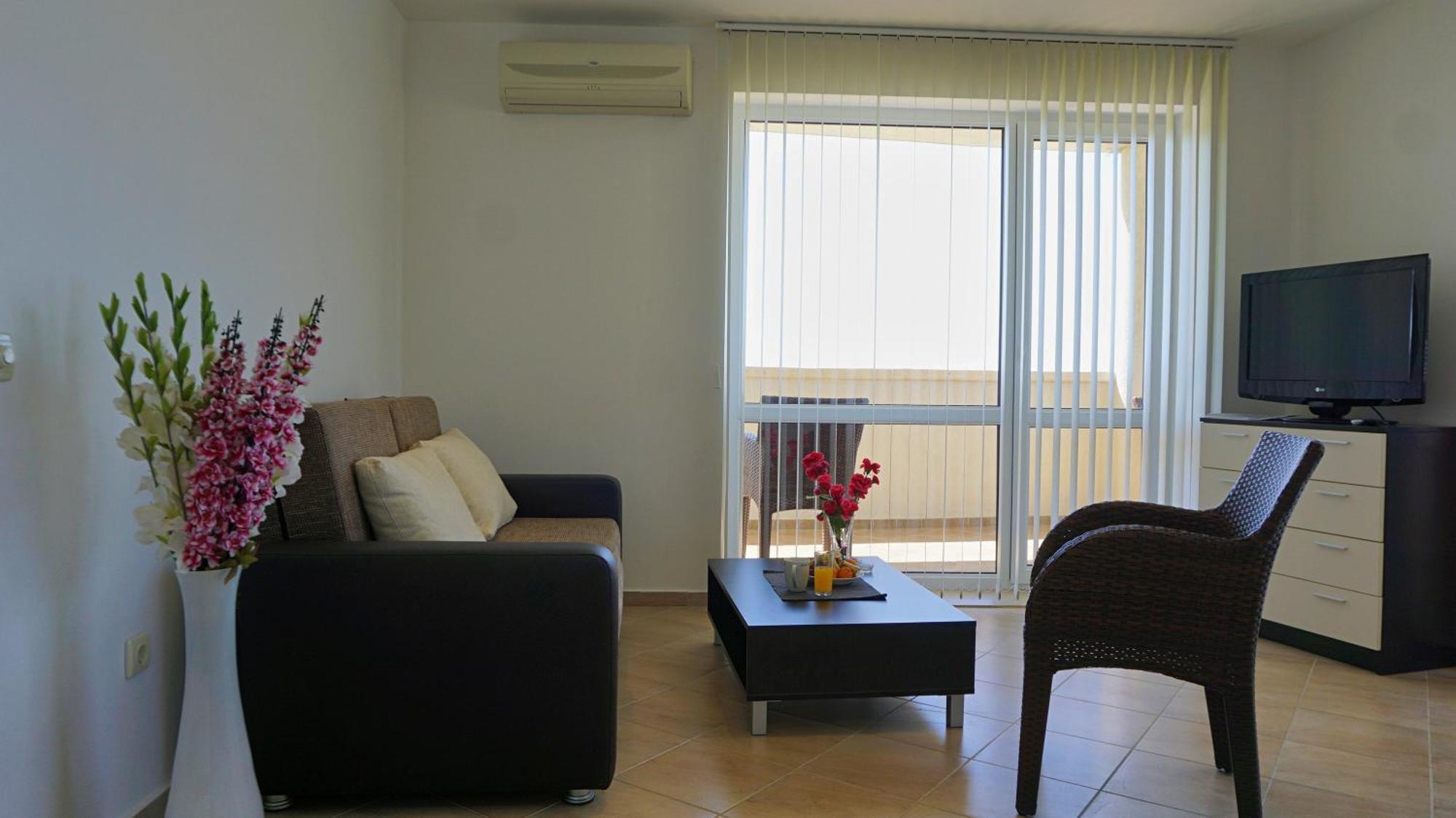 Апартаменти Сънбрийз - Sunbreeze apartments Бяла Экстерьер фото